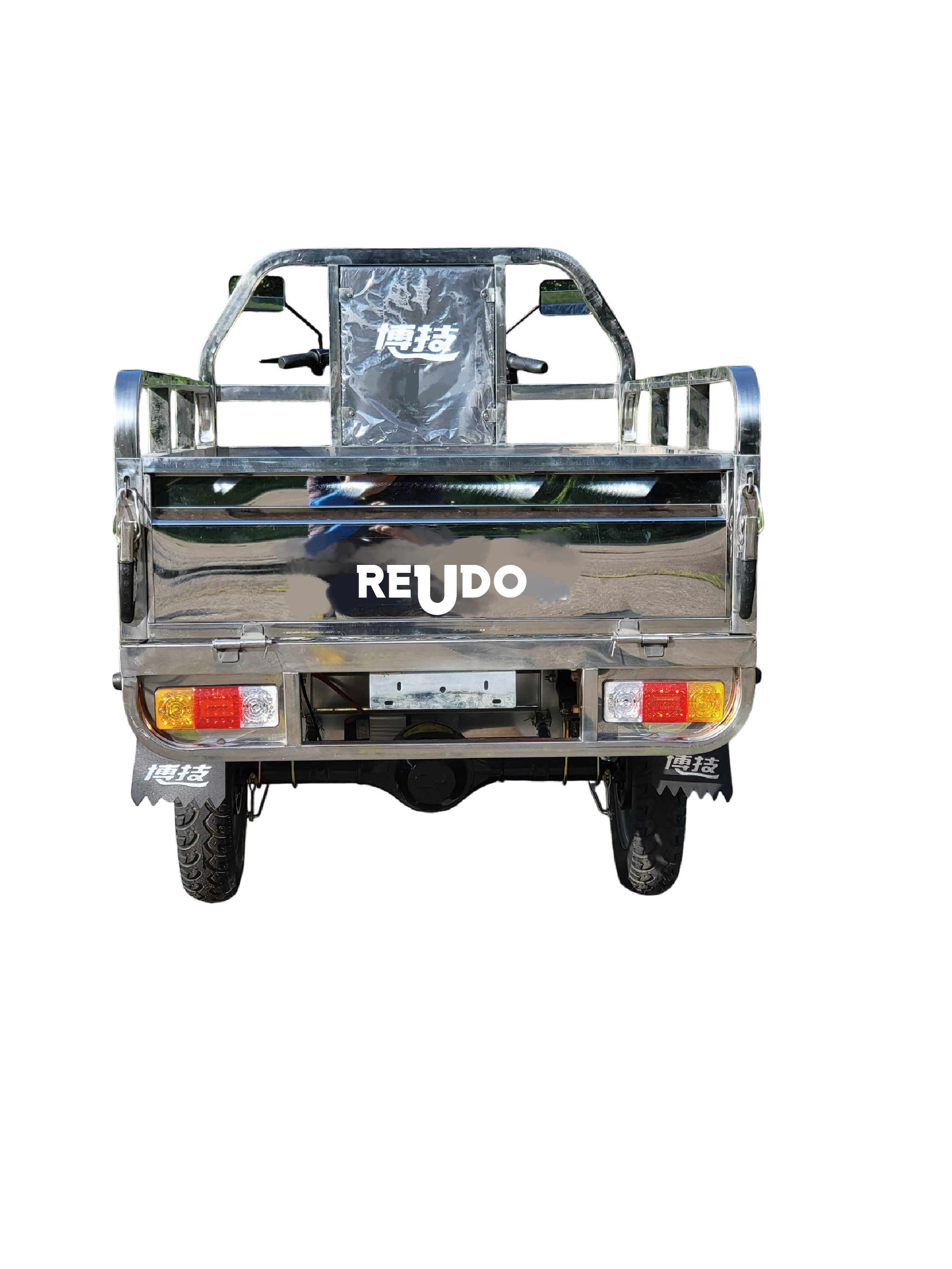 Photo (RE003-4.png)